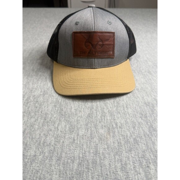 Realtree Leather Patch Hat Cap Snapback Trucker (●) - Picture 1 of 5
